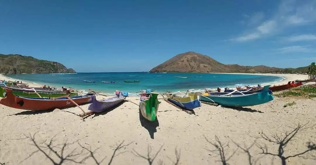 Lombok Sasak Traditional Tour – 8 Hours