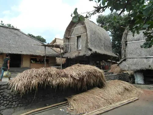 Lombok Sasak Traditional Tour – 8 Hours