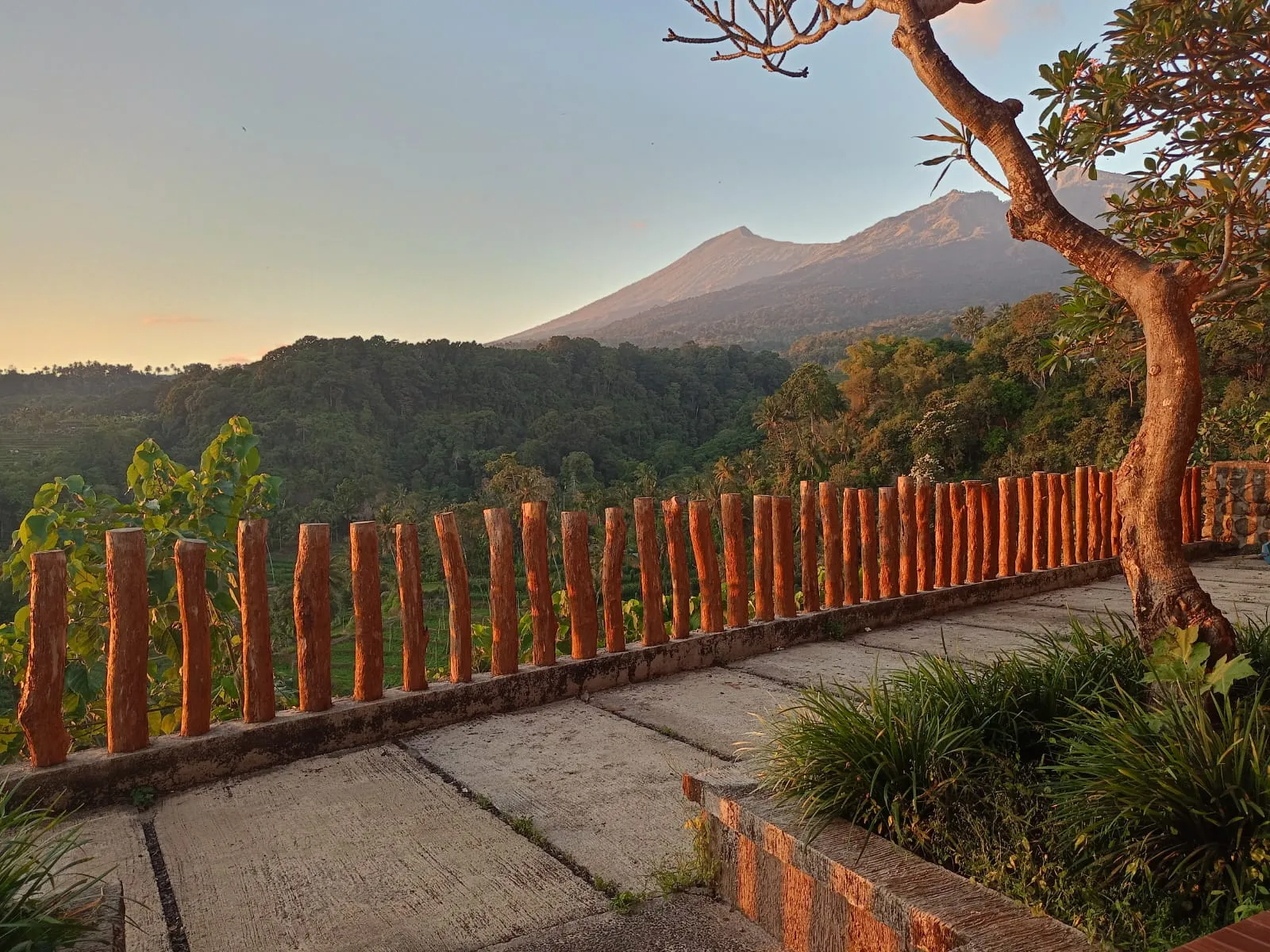 Senaru Lodge Image