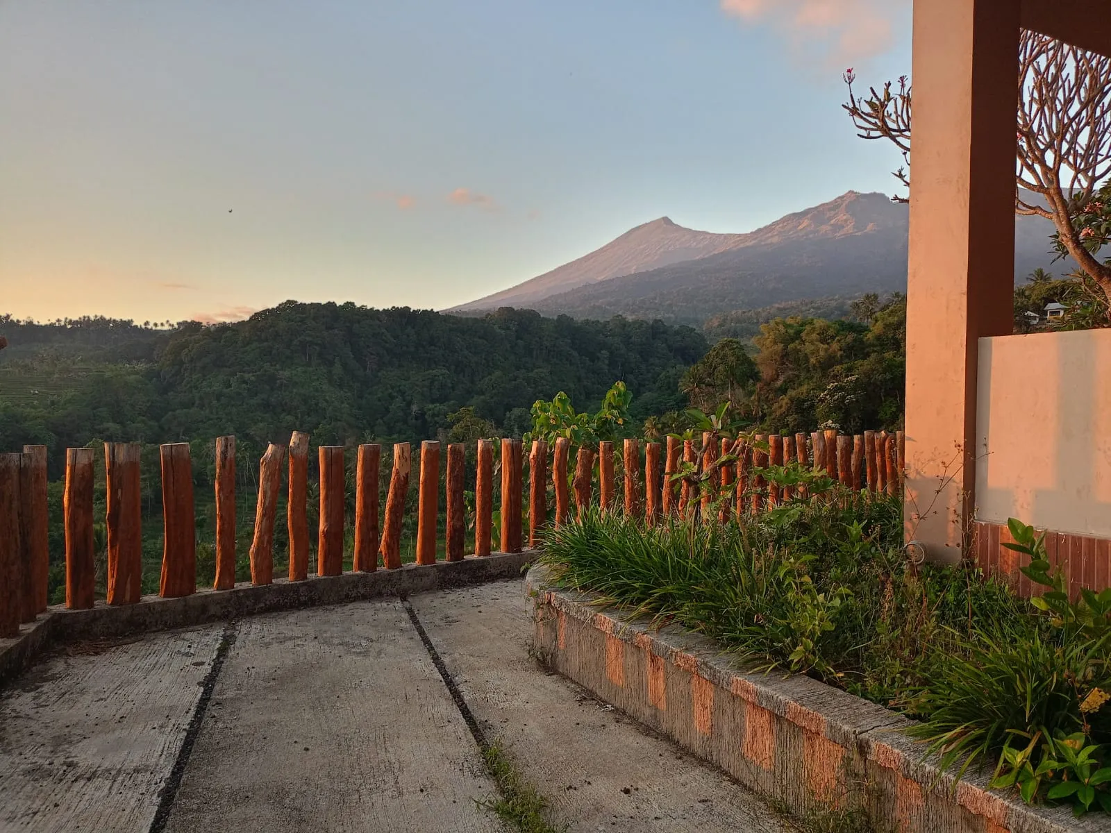 Senaru Lodge Image