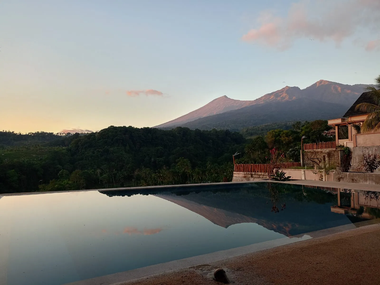 Senaru Lodge Image